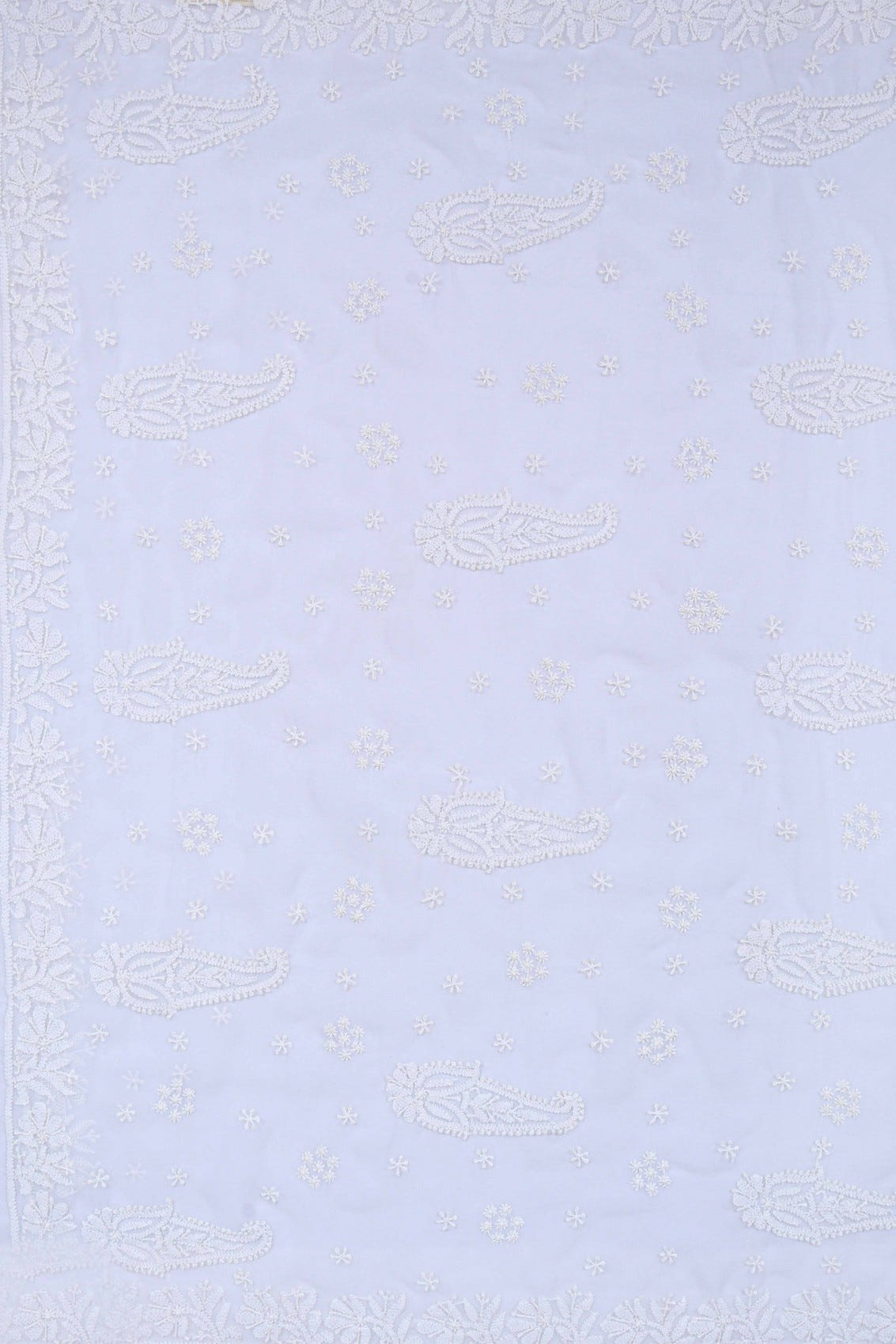 Ada Hand Embroidered White Georgette Lucknowi Chikankari Saree With Blouse A170290