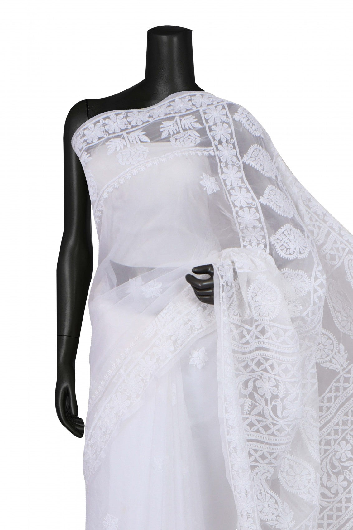 Ada Hand Embroidered White Organza Lucknowi Chikankari Saree With Blouse 01A274143