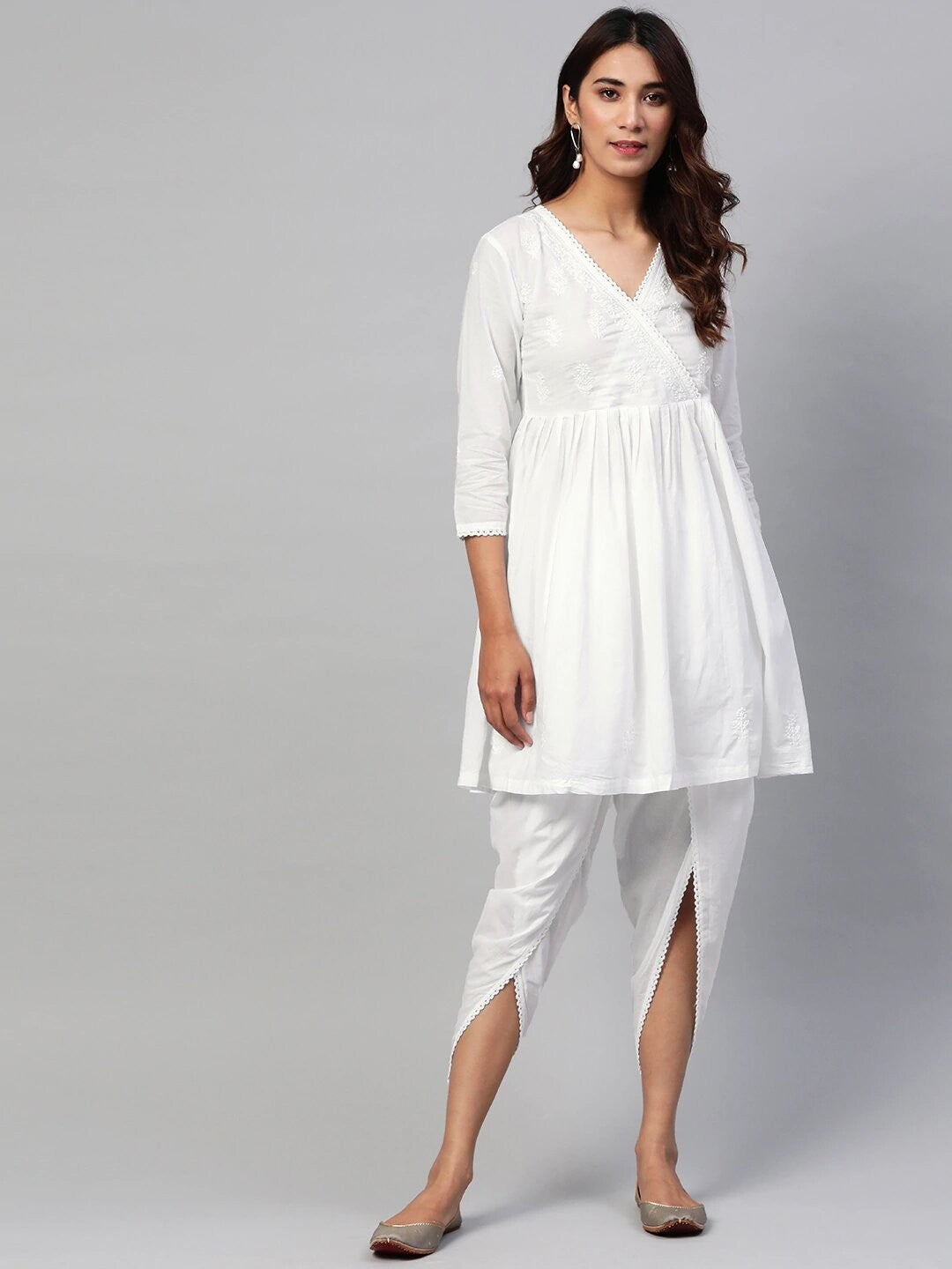 Ada Hand Embroidered White Cotton Lucknowi Chikankari Kurta With Dhoti Set A811167