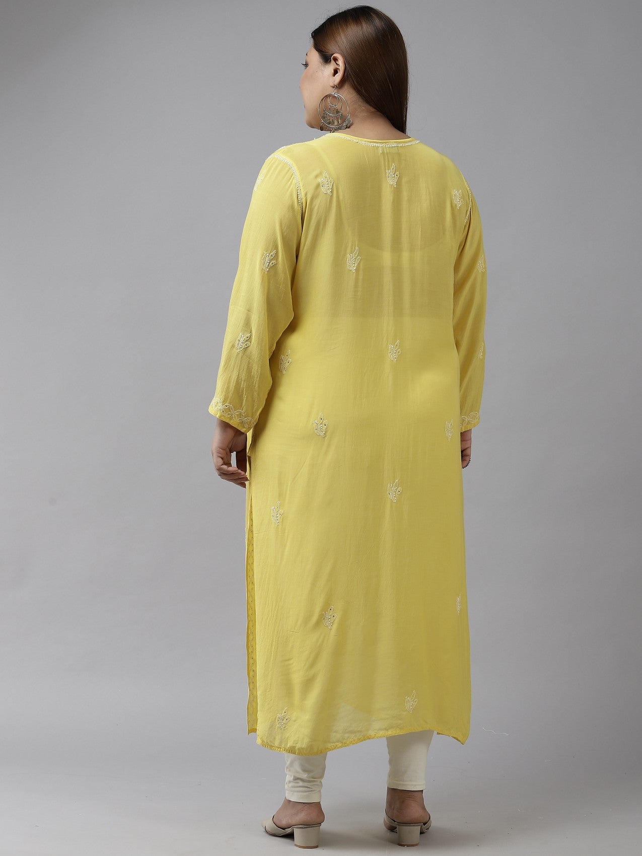 Ada Hand Embroidered Lime Green Muslin Lucknowi Chikankari Straight Kurta With Muqaish Work A411301