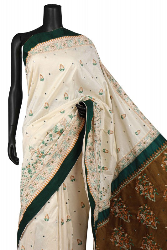 Ada Hand Embroidered Cream And Green Dual Shade Silk Lucknowi Chikankari Saree/Blouse With Mirror Work A67386