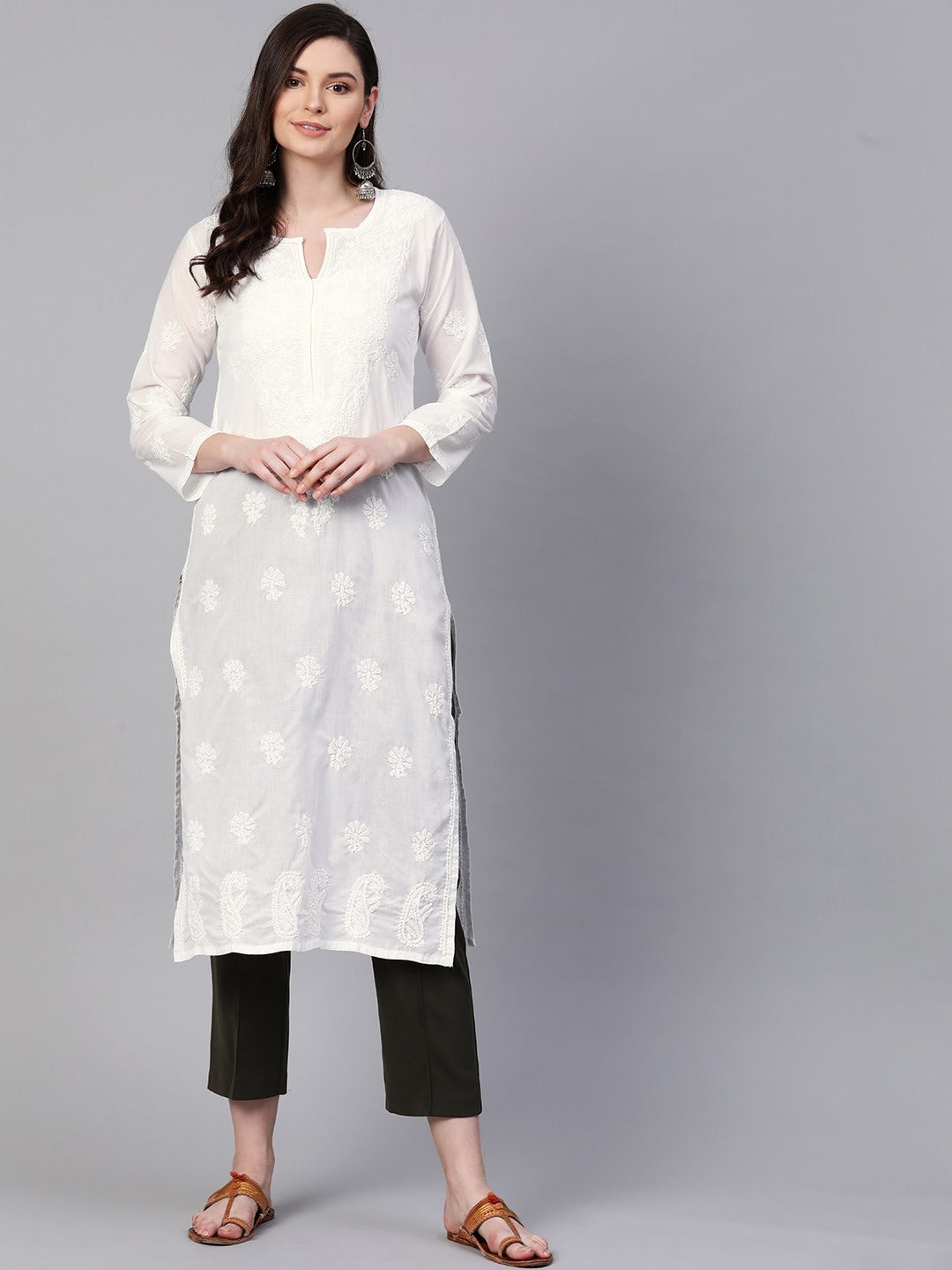 Ada Hand Embroidered White Cotton Lucknowi Chikankari Straight Kurta A100344