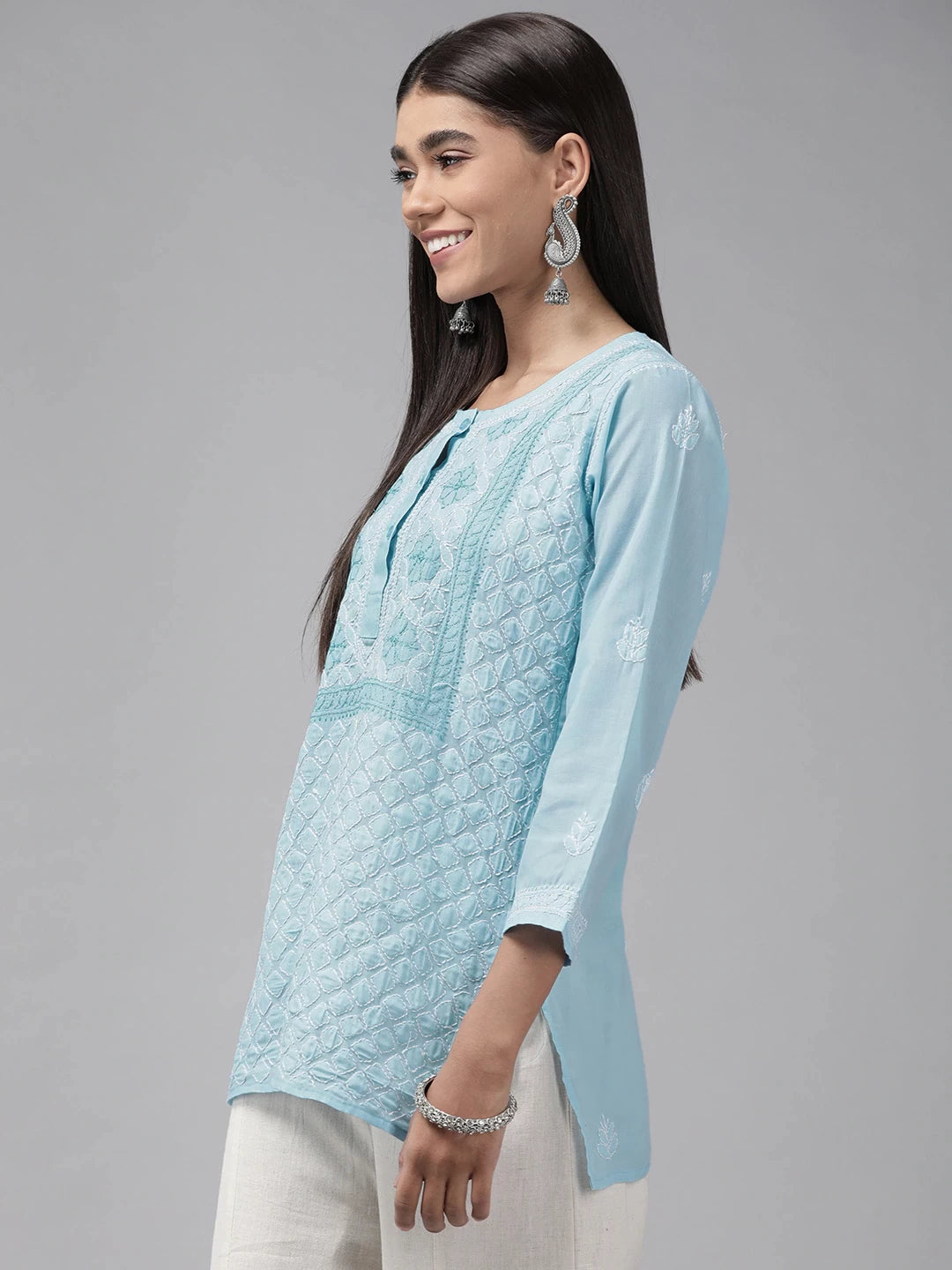 Ada Hand Embroidered Blue Cotton Lucknowi Chikankari Straight Kurti A911238