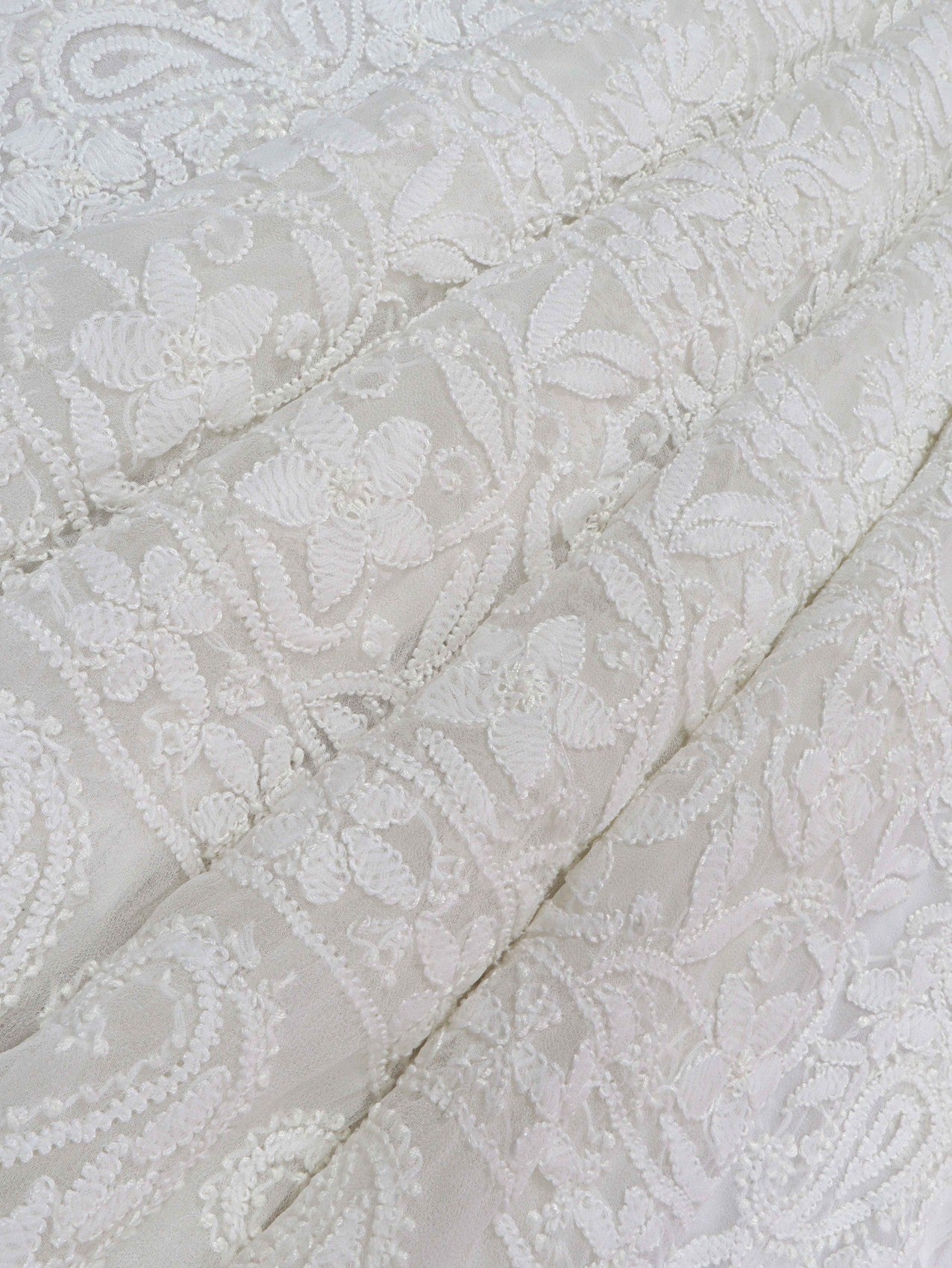 Ada Hand Embroidered White Georgette Lucknowi Chikankari Saree With Blouse 01A163902
