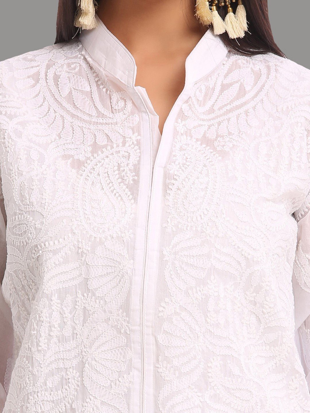 Ada Hand Embroidered White Cotton Lucknowi Chikankari Straight Kurta A230732