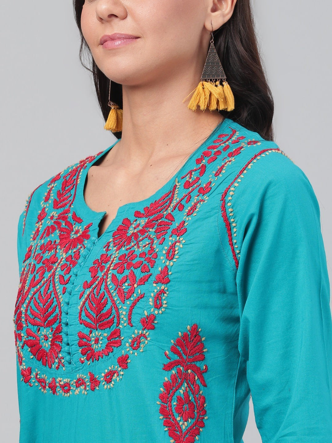 Ada Hand Embroidered Green Cotton Lucknowi Chikankari Straight Kurta A226000