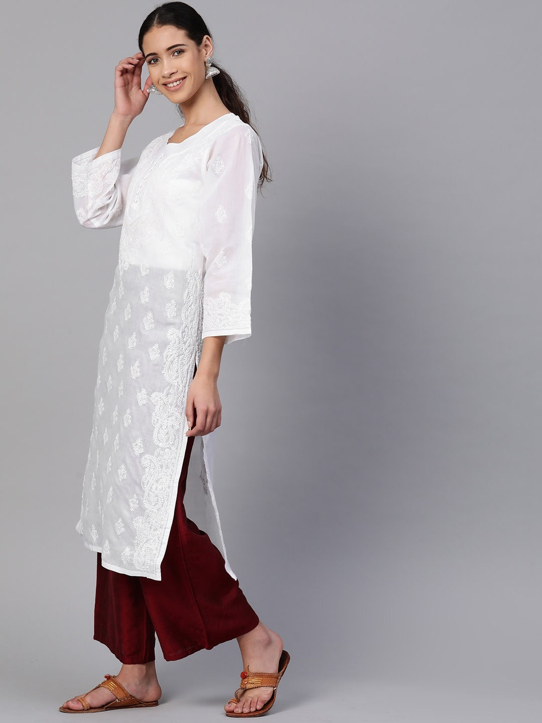Ada Hand Embroidered White Cotton Lucknowi Chikankari Straight Kurta A100356