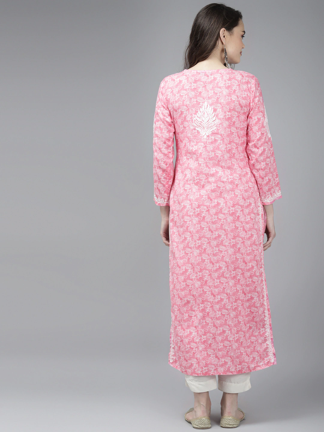 Ada Hand Embroidered Pink Cotton Lucknowi Chikankari Straight Kurta A411381